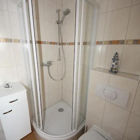 S 38 - Ferienwohnung Mit Terrasse Und Seeblick *