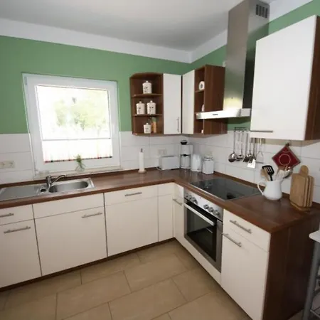 S 38 - Ferienwohnung Mit Terrasse Und Seeblick